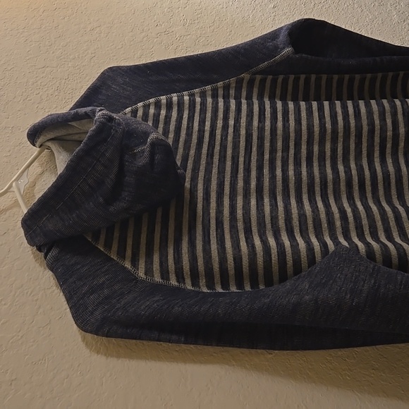 Native Code 1/4-zip Hooded Sweatshirt - Navy - Large - Picture 9 of 11